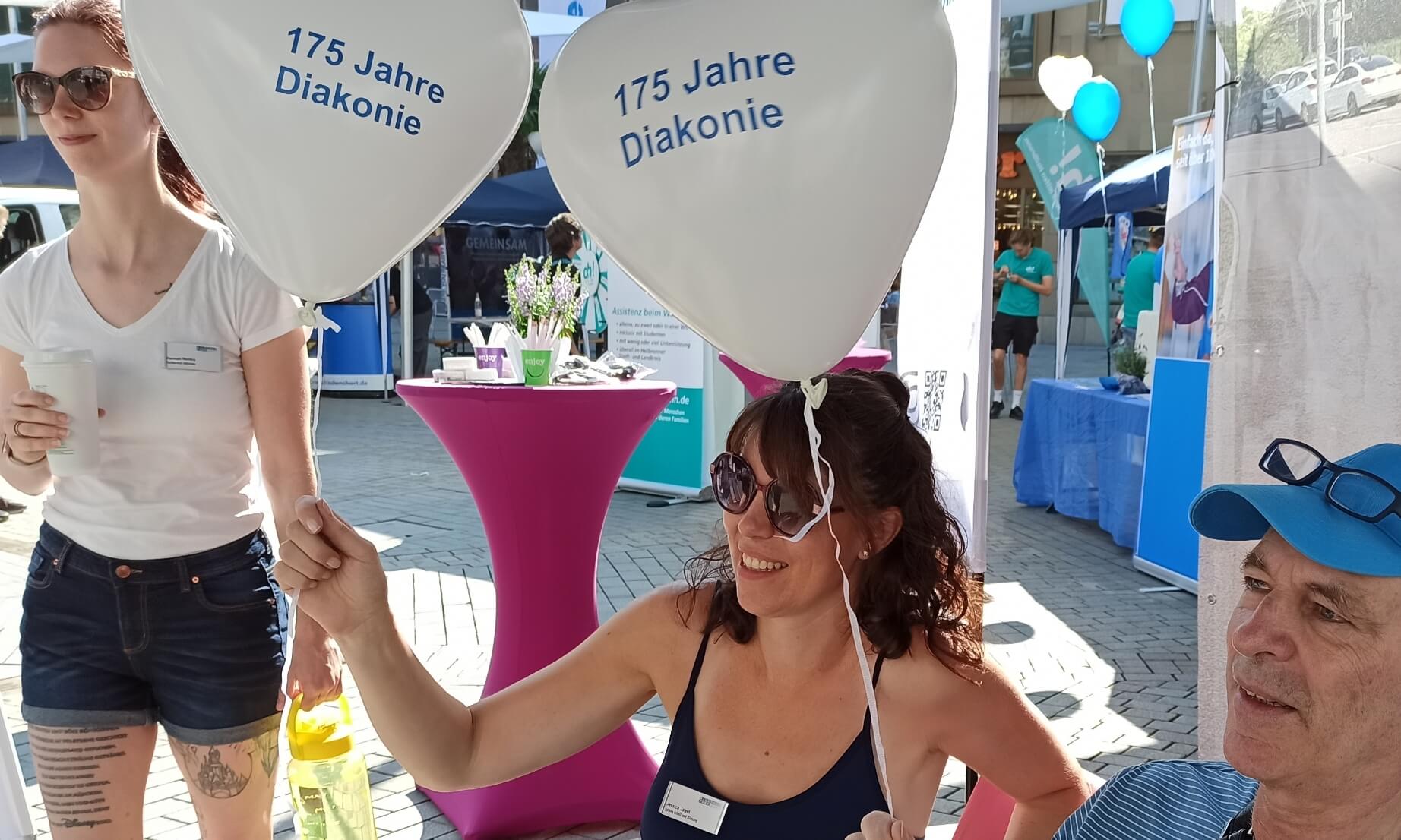 https://archiv-ausliebe.glow-berlin.net/wp-content/uploads/2023/11/2023-06-24_Diakoniefest_Kiliansplatz_Heilbronn-edit.jpg